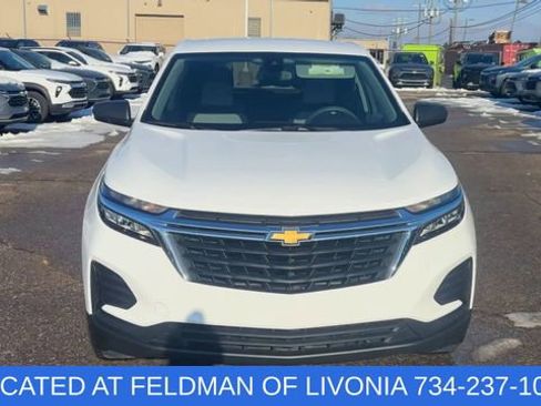 Certified 2023 Chevrolet Equinox LS w/ LS Convenience Package image 3