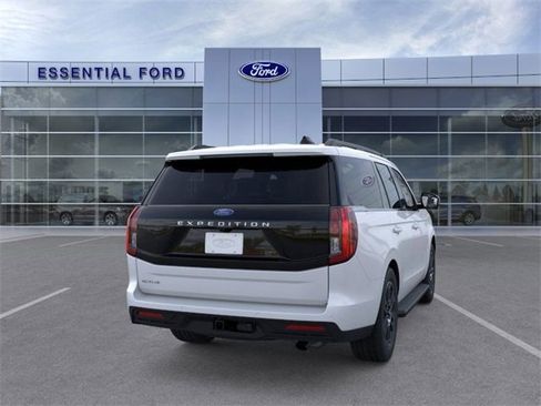 New 2025 Ford Expedition Active image 8