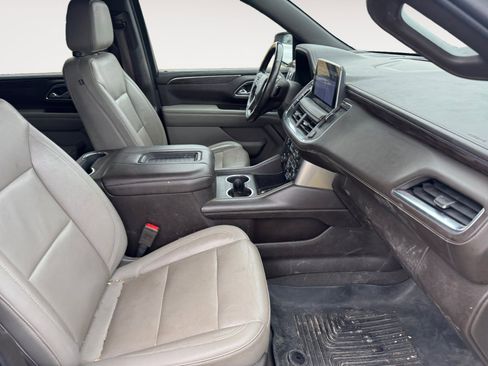 Used 2021 Chevrolet Suburban Z71 w/ Z71 Off-Road Package image 15
