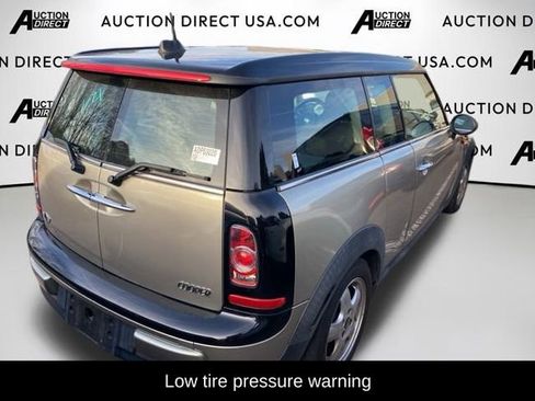 Used 2011 MINI Cooper Clubman Base image 7