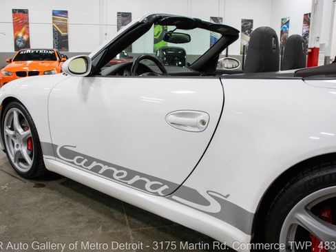 Used 2006 Porsche 911 Carrera S RWD image 23