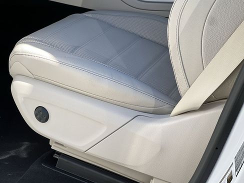 New 2026 Mercedes-Benz GLE 580 4MATIC image 12