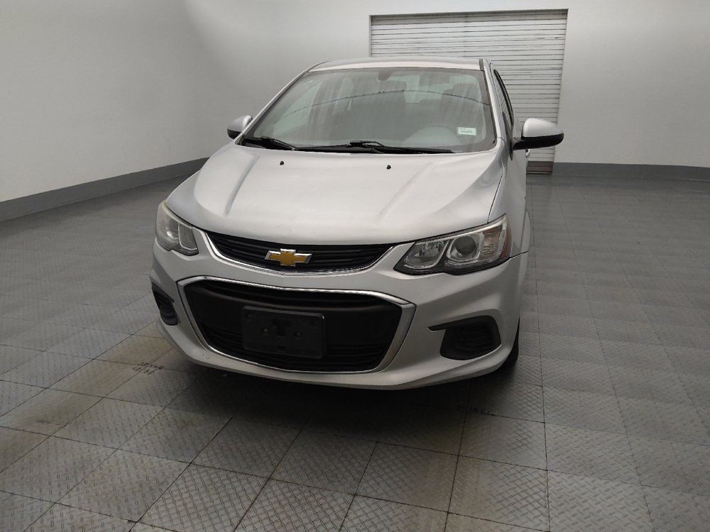 Used 2018 Chevrolet Sonic LT FWD image 15