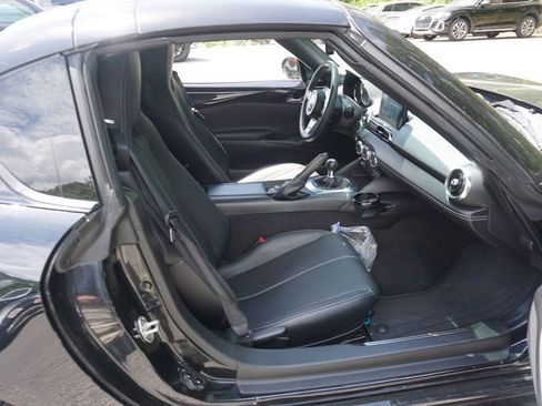 Used 2021 MAZDA MX-5 Miata RF Grand Touring w/ Appearance Package RWD image 13