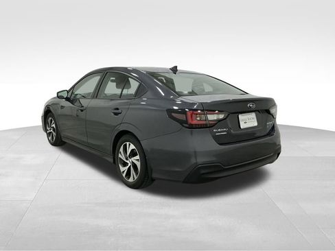 Used 2023 Subaru Legacy image 3