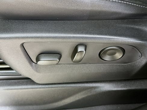 Used 2021 Chevrolet Tahoe LT image 22