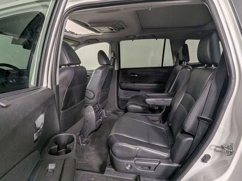 Used 2018 Honda Pilot Elite image 23
