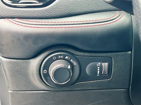 Used 2024 Dodge Durango GT image 10