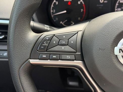 Used 2022 Nissan Altima 2.5 S FWD image 17