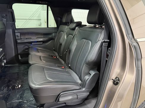 Used 2018 Ford Expedition Max Limited AWD/4WD image 11