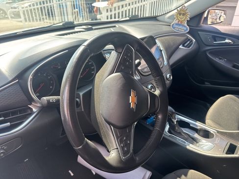 Certified 2021 Chevrolet Malibu LT w/ Sport Edition image 13