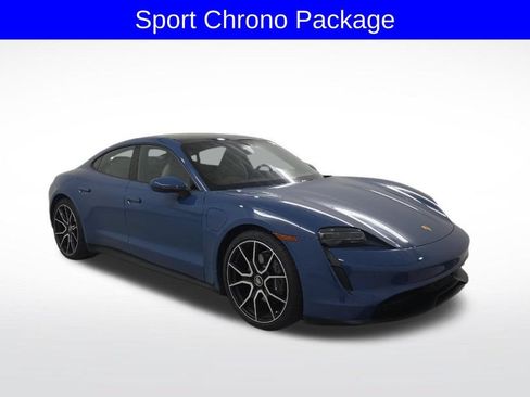 Used 2023 Porsche Taycan w/ Premium Package RWD image 4