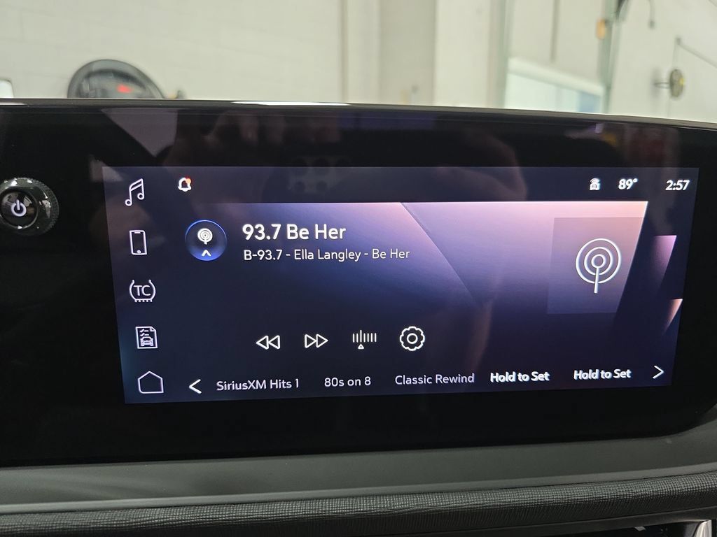 New 2026 Buick Envista Sport Touring w/ Convenience I Package FWD image 21