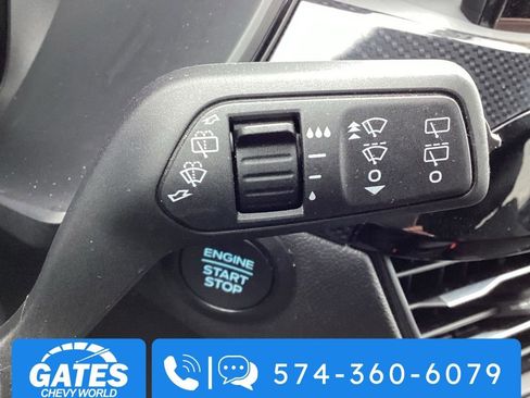 Used 2025 Ford Escape ST-Line image 23