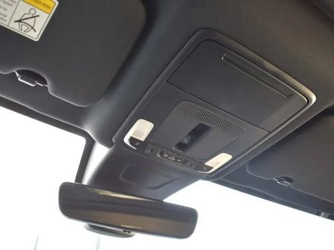 Used 2025 Honda CR-V Sport-L image 18