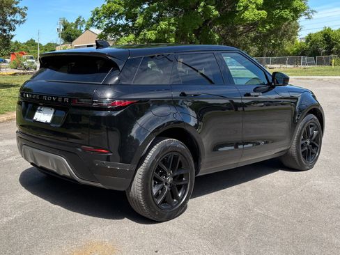 Used 2025 Land Rover Range Rover Evoque S AWD/4WD image 3