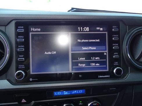 Used 2023 Toyota Tacoma TRD Off-Road w/ Technology Package AWD/4WD image 11