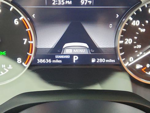 Used 2023 Nissan Rogue SV FWD image 21