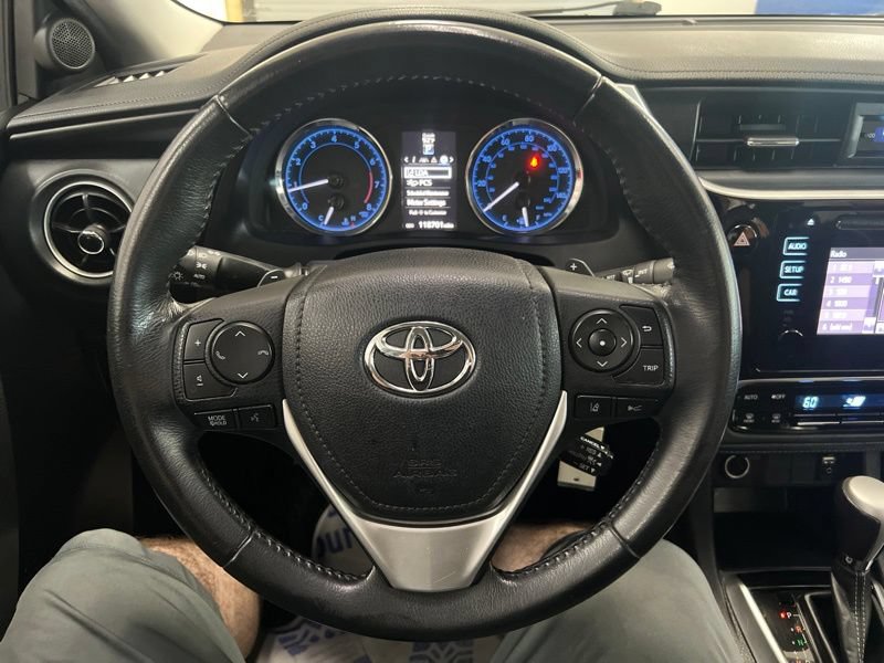 Used 2019 Toyota Corolla SE FWD image 23