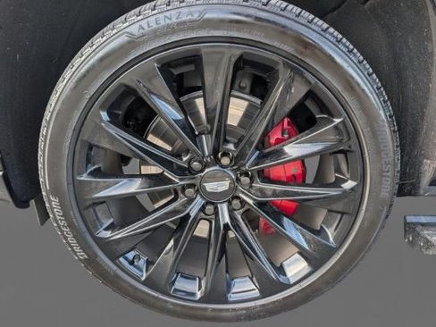 Certified 2026 Cadillac Escalade V w/ LPO, ONYX Package AWD/4WD image 4