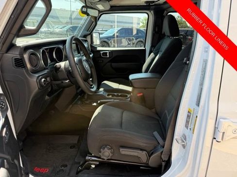 Used 2023 Jeep Wrangler Unlimited Sport AWD/4WD image 6