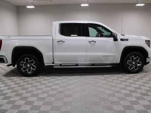New 2026 GMC Sierra 1500 SLT w/ SLT Premium Plus Package image 13