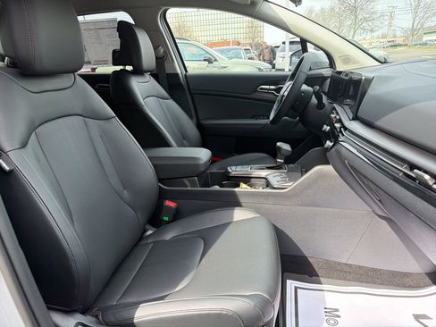 New 2026 Kia Sportage EX image 12