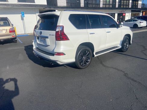 Used 2022 Lexus GX 460 Luxury image 2