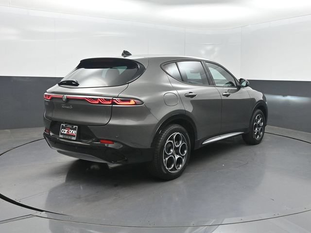 Used 2024 Alfa Romeo Tonale Ti AWD/4WD image 31