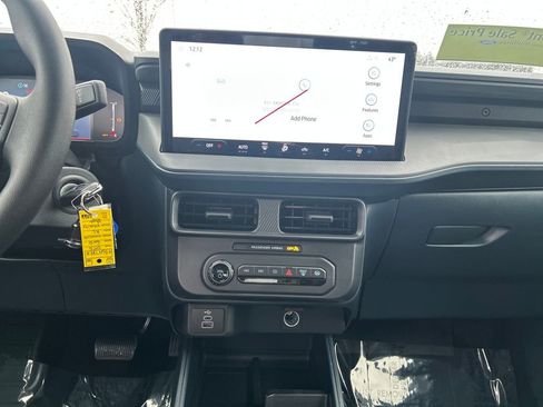 New 2025 Ford Maverick XL w/ Equipment Group 101A image 20