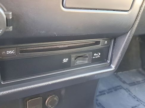 Used 2018 Toyota Sienna Limited Premium w/ Carpet Mat Package image 28