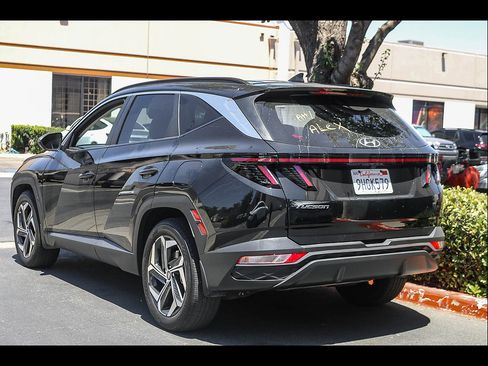 Certified 2023 Hyundai Tucson SEL w/ Convenience Package FWD image 9