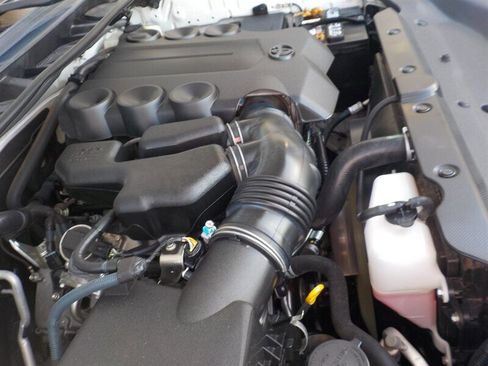 Used 2013 Toyota 4Runner SR5 image 42