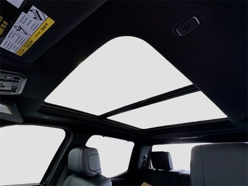 New 2026 Toyota Tundra Platinum image 6