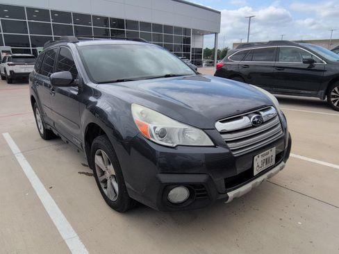 Used 2014 Subaru Outback 3.6R Limited AWD/4WD image 7