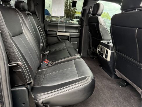 Used 2020 Ford F150 Lariat w/ Equipment Group 502A Luxury AWD/4WD image 31
