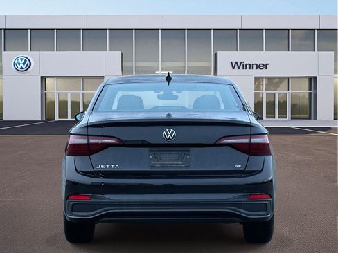 Used 2024 Volkswagen Jetta SE w/ Panoramic Sunroof Package image 3