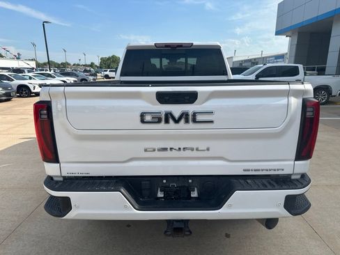 Used 2024 GMC Sierra 2500 Denali Ultimate AWD/4WD image 37