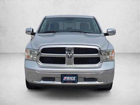 Used 2016 RAM 1500 Classic SLT image 2