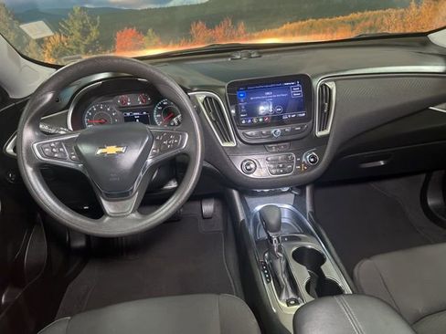 Used 2023 Chevrolet Malibu LT image 59