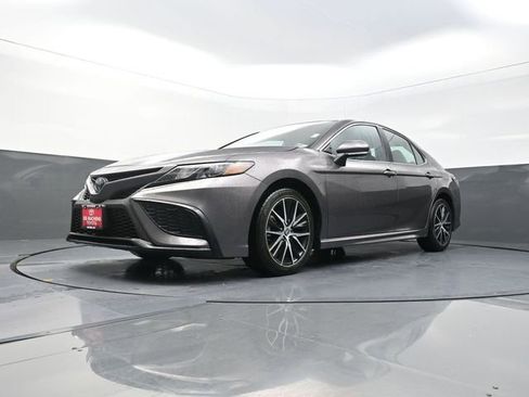 Used 2024 Toyota Camry SE FWD image 35