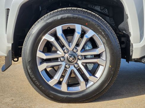 New 2026 Toyota 4Runner Limited image 11