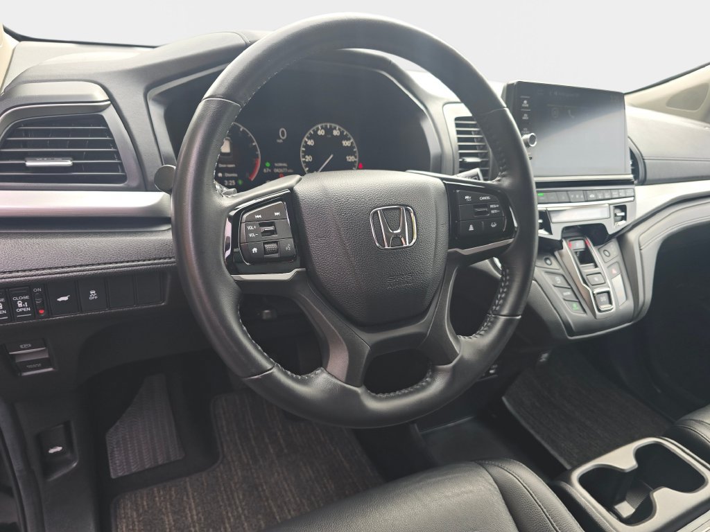 Used 2025 Honda Odyssey EX-L image 19