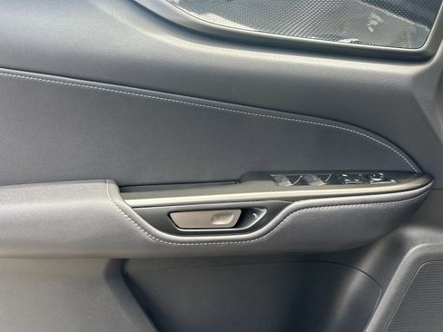Used 2025 Lexus NX 250 FWD w/ Accessory Package (Z1) image 11