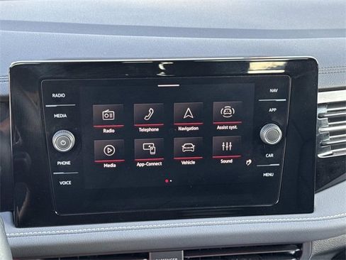 Used 2025 Volkswagen Jetta SEL image 11