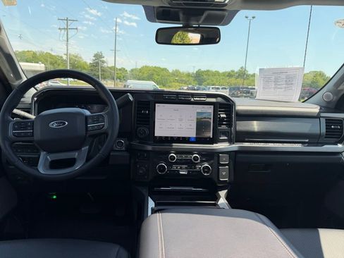 Used 2024 Ford F450 Lariat w/ Lariat Ultimate Package AWD/4WD image 8