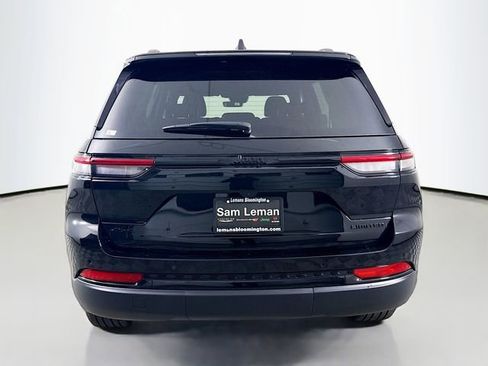 New 2025 Jeep Grand Cherokee Limited image 6