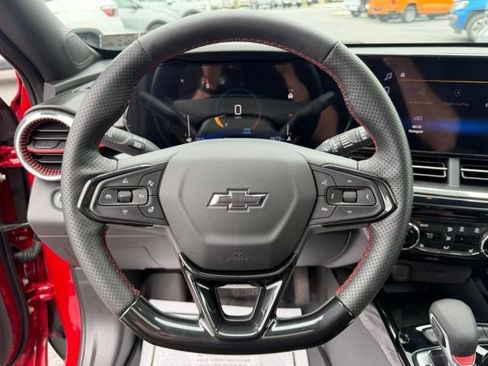 New 2026 Chevrolet Trax RS w/ Sunroof Package FWD image 24