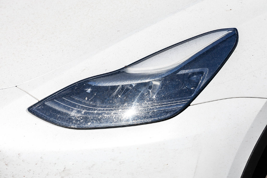 Used 2023 Tesla Model Y Long Range AWD/4WD image 5