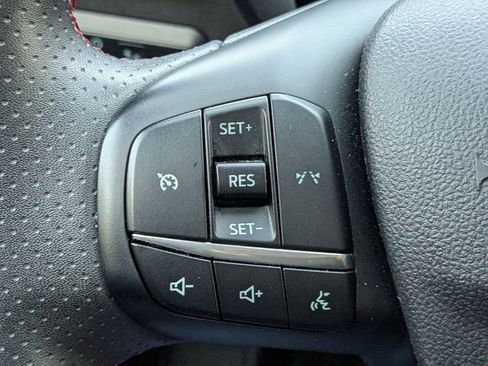 Used 2024 Ford Escape ST-Line image 22